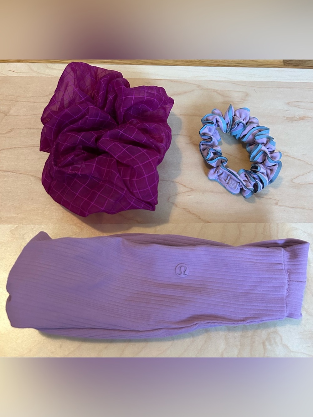 lululemon athletica Five Piece Lavender and Magenta Hair Accessory Set - Picture 7 of 10